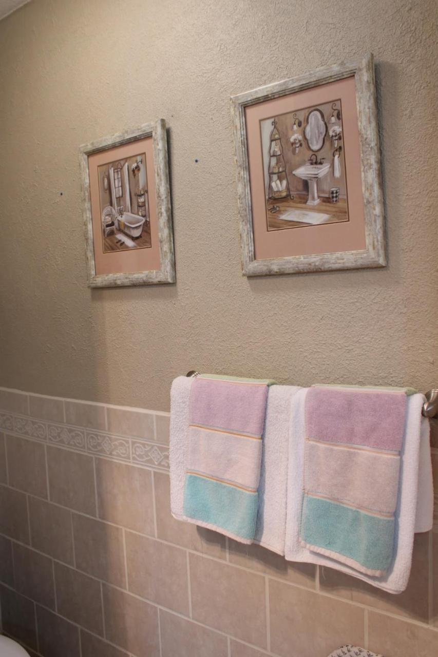 Charming Central Amarillo Retreat With A Jacuzzi 外观 照片