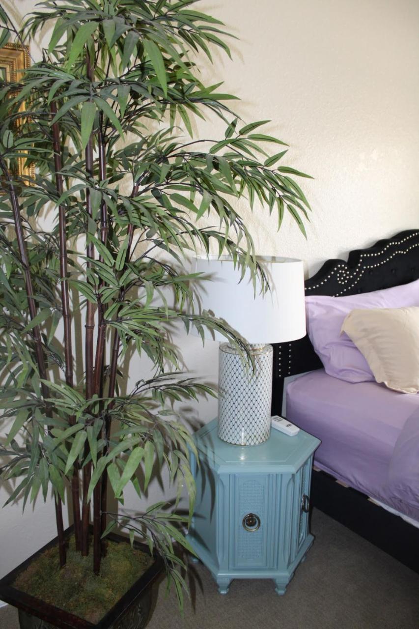 Charming Central Amarillo Retreat With A Jacuzzi 外观 照片